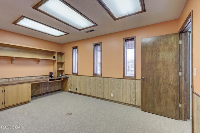 302 S Maiden Lane, Joplin, MO 64801