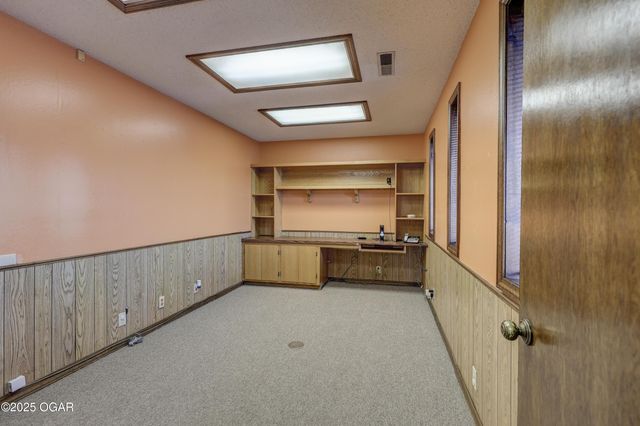 302 S Maiden Lane, Joplin, MO 64801