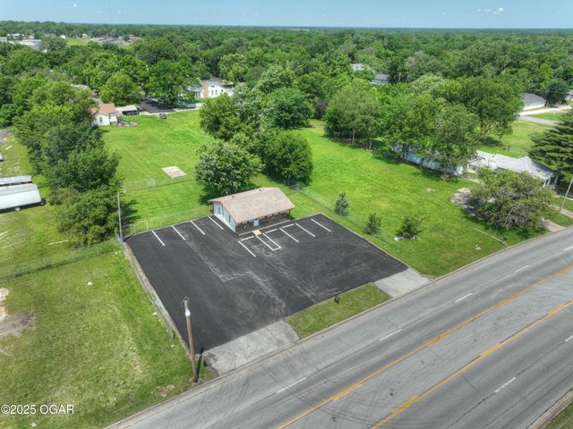 302 S Maiden Lane, Joplin, MO 64801