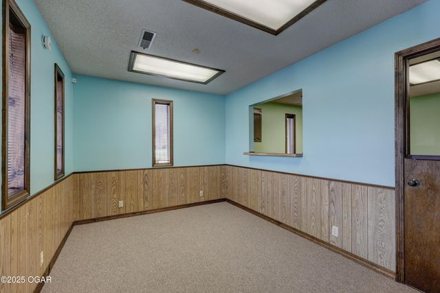 302 S Maiden Lane, Joplin, MO 64801