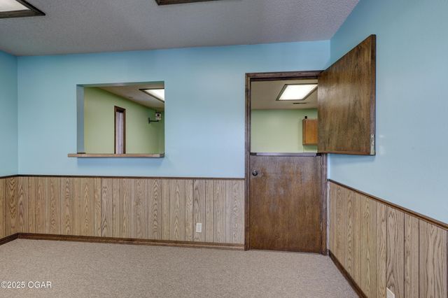 302 S Maiden Lane, Joplin, MO 64801