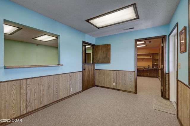 302 S Maiden Lane, Joplin, MO 64801