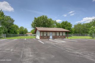 302 S Maiden Lane, Joplin, MO 64801