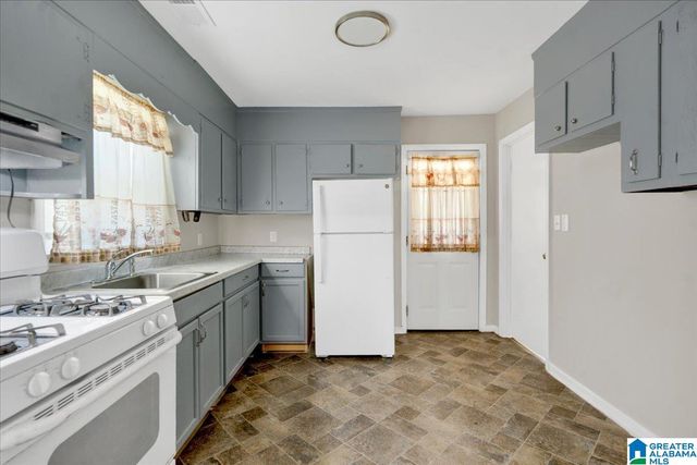 1544 18TH STREET SW, Birmingham, AL 35211