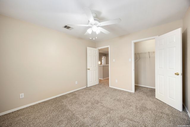 10111 Sparrow Way, Universal City, TX 78148