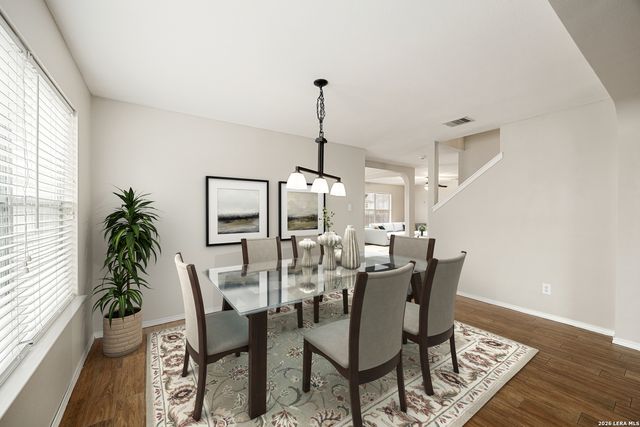 10111 Sparrow Way, Universal City, TX 78148