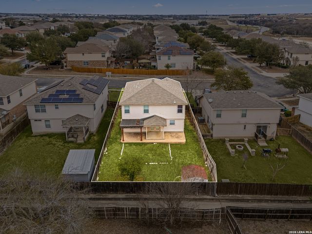 10111 Sparrow Way, Universal City, TX 78148