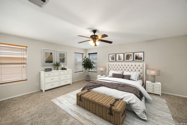 10111 Sparrow Way, Universal City, TX 78148