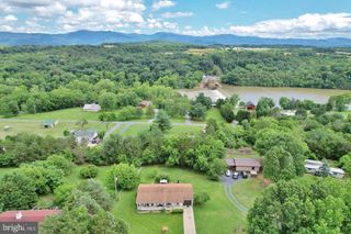 220 AIRSTRIP RD, Luray, VA 22835
