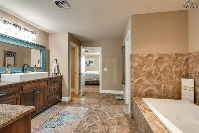 200 EAGLE DRIVE, Holliday, TX 76366