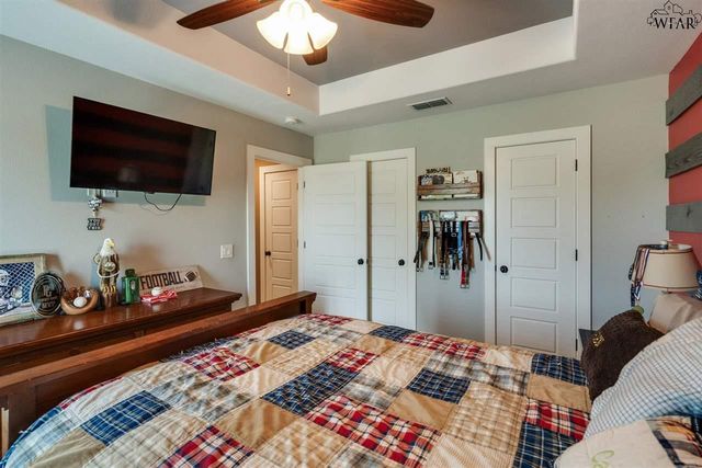 200 EAGLE DRIVE, Holliday, TX 76366