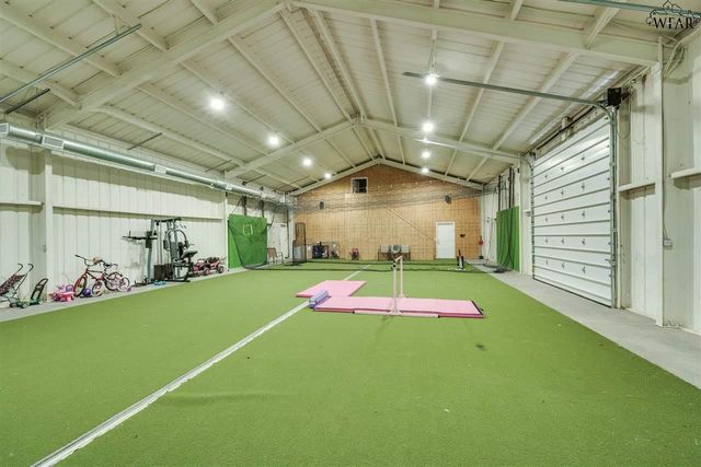 200 EAGLE DRIVE, Holliday, TX 76366