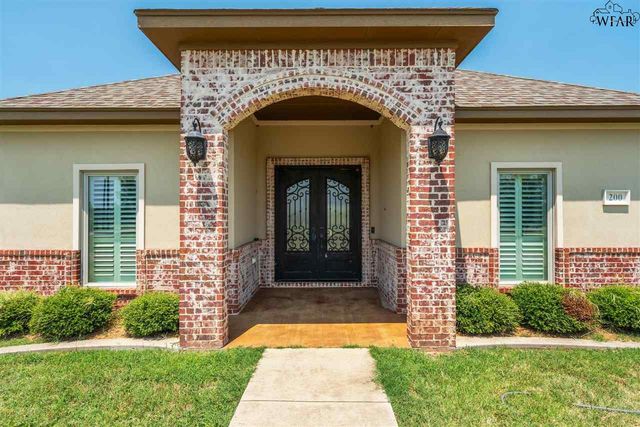 200 EAGLE DRIVE, Holliday, TX 76366