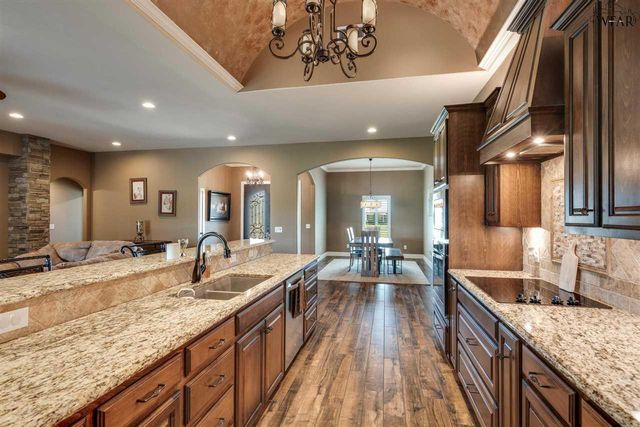 200 EAGLE DRIVE, Holliday, TX 76366