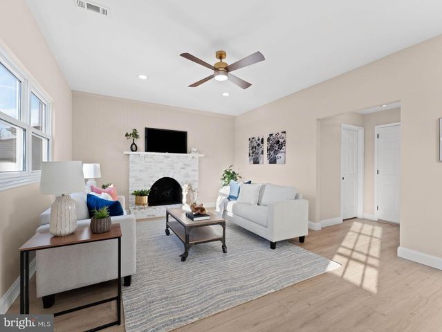 14 DIANE CT, Sewell, NJ 08080