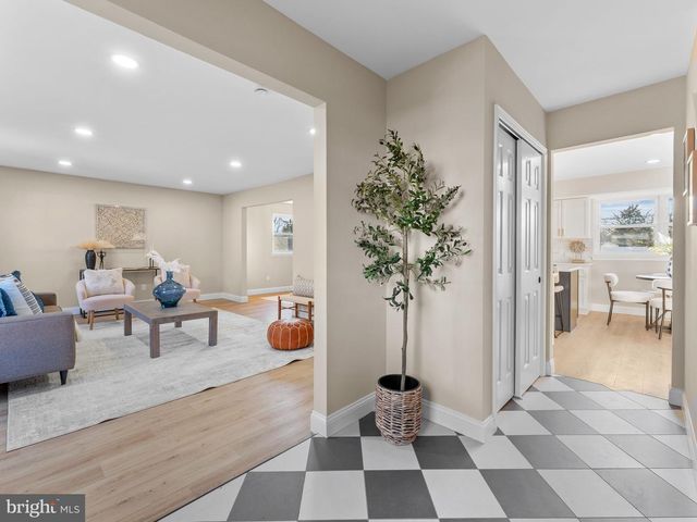 14 DIANE CT, Sewell, NJ 08080