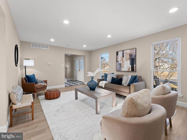 14 DIANE CT, Sewell, NJ 08080