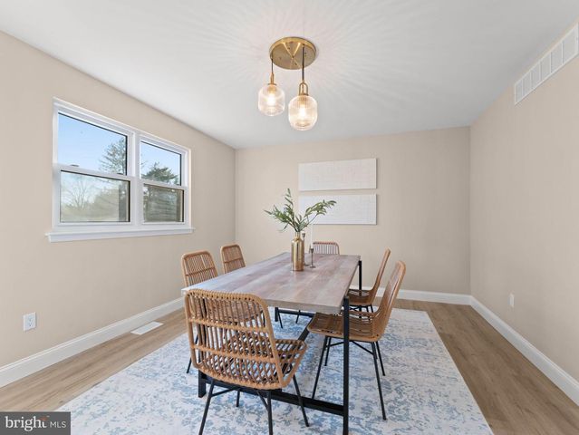 14 DIANE CT, Sewell, NJ 08080