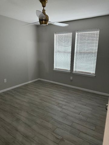 5302 Bright Star Trail, Arlington, TX 76017