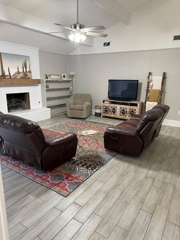 5302 Bright Star Trail, Arlington, TX 76017