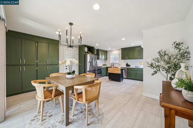 3586 Skylark Dr, Concord, CA 94520