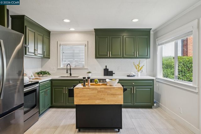 3586 Skylark Dr, Concord, CA 94520