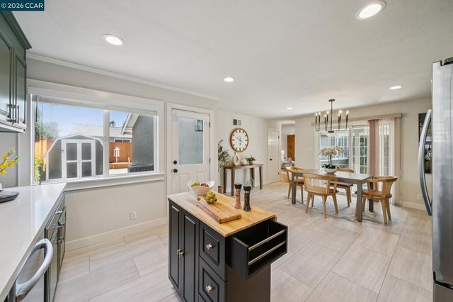 3586 Skylark Dr, Concord, CA 94520