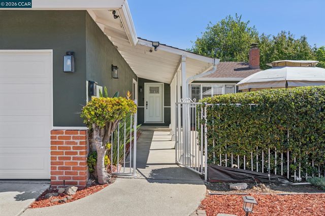3586 Skylark Dr, Concord, CA 94520