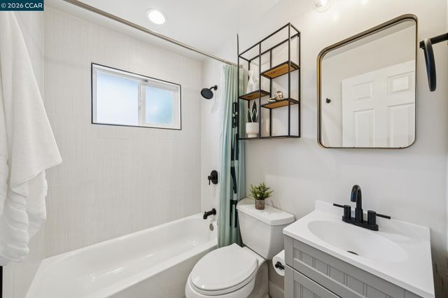 3586 Skylark Dr, Concord, CA 94520
