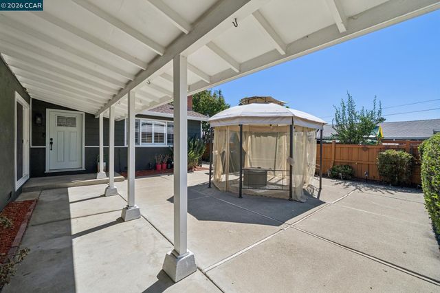3586 Skylark Dr, Concord, CA 94520