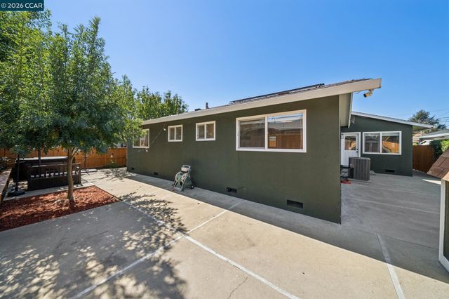 3586 Skylark Dr, Concord, CA 94520