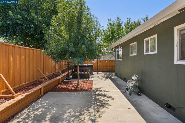 3586 Skylark Dr, Concord, CA 94520