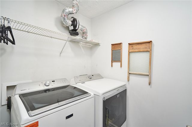 3198 Old Mill Drive, Cuyahoga Falls, OH 44223