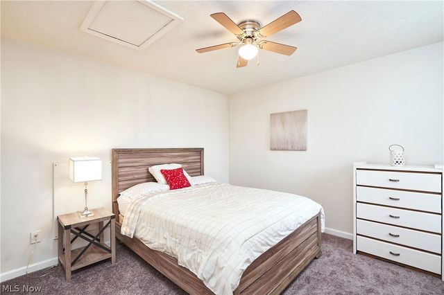 3198 Old Mill Drive, Cuyahoga Falls, OH 44223