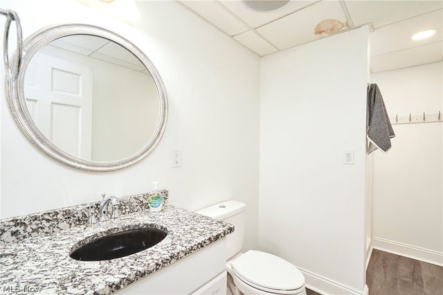 3198 Old Mill Drive, Cuyahoga Falls, OH 44223
