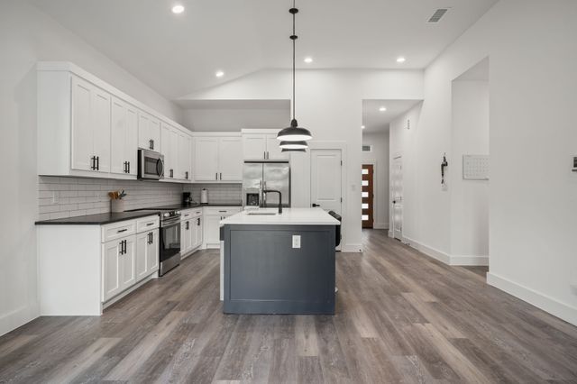 3220 Houston Street, Greenville, TX 75401