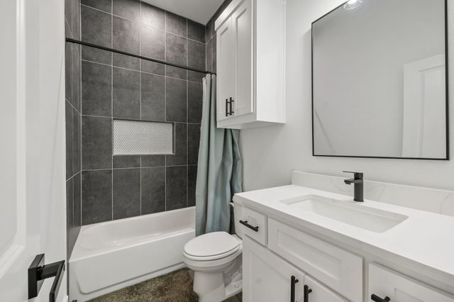 3220 Houston Street, Greenville, TX 75401