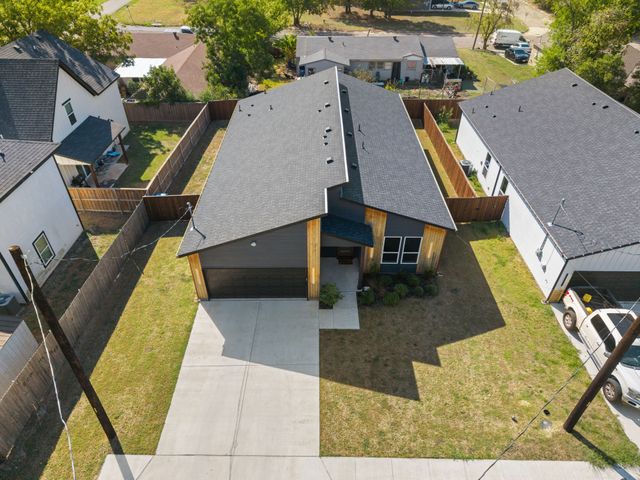 3220 Houston Street, Greenville, TX 75401