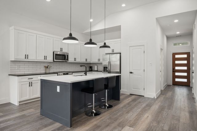 3220 Houston Street, Greenville, TX 75401