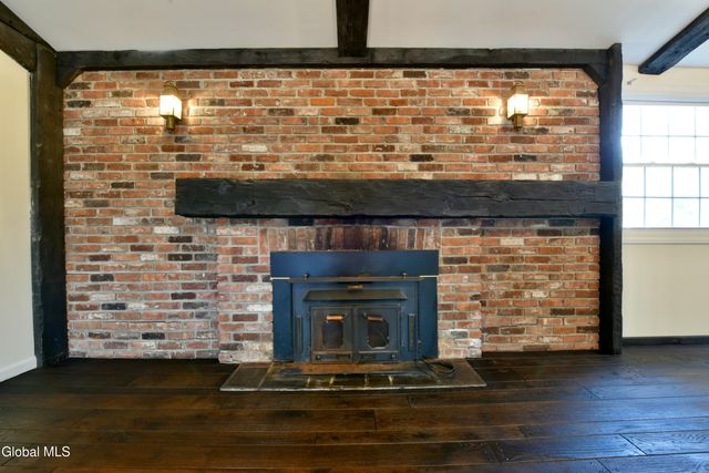 58 Mordella Road, Colonie, NY 12205