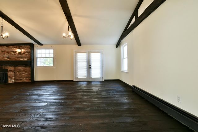 58 Mordella Road, Colonie, NY 12205