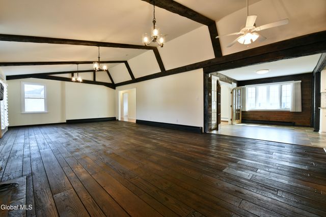 58 Mordella Road, Colonie, NY 12205