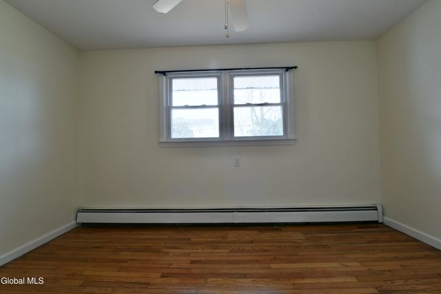 58 Mordella Road, Colonie, NY 12205