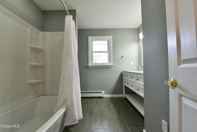 58 Mordella Road, Colonie, NY 12205