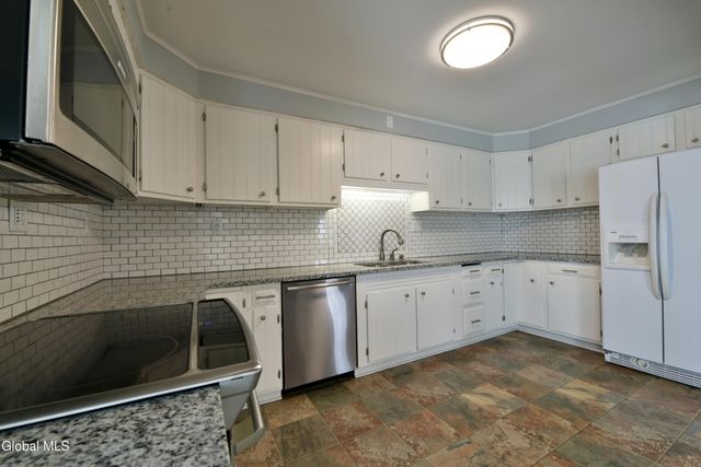 58 Mordella Road, Colonie, NY 12205