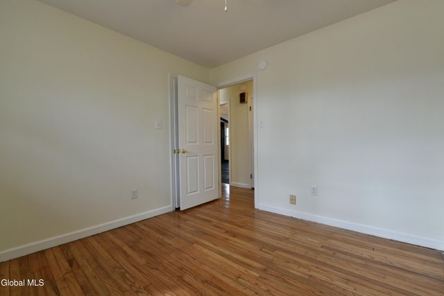 58 Mordella Road, Colonie, NY 12205