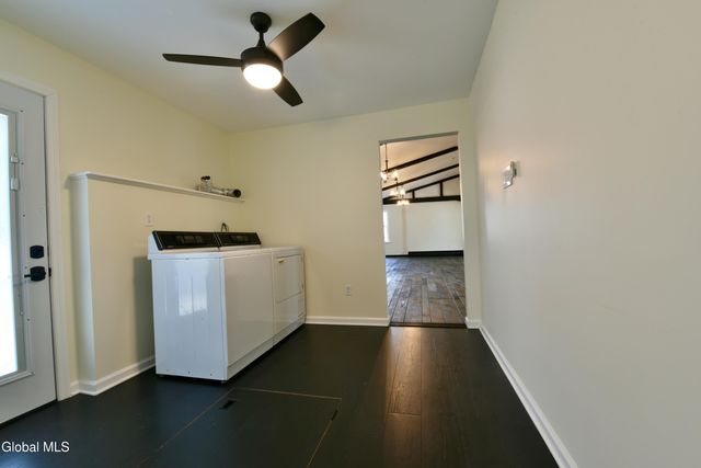 58 Mordella Road, Colonie, NY 12205