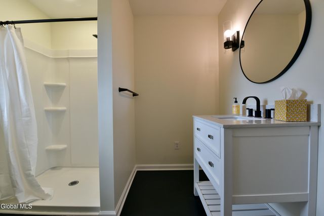 58 Mordella Road, Colonie, NY 12205