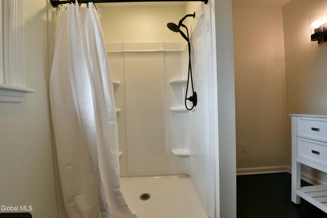 58 Mordella Road, Colonie, NY 12205