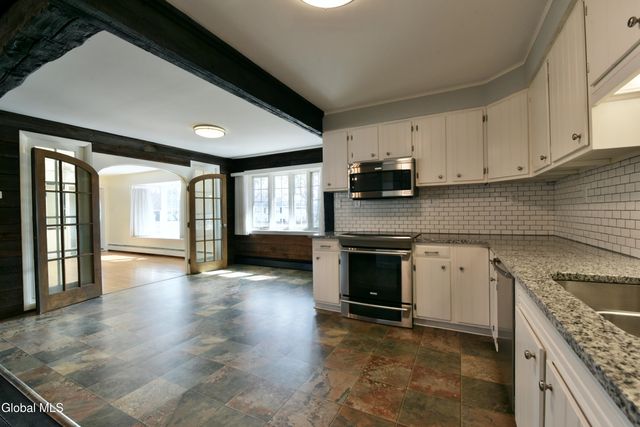 58 Mordella Road, Colonie, NY 12205